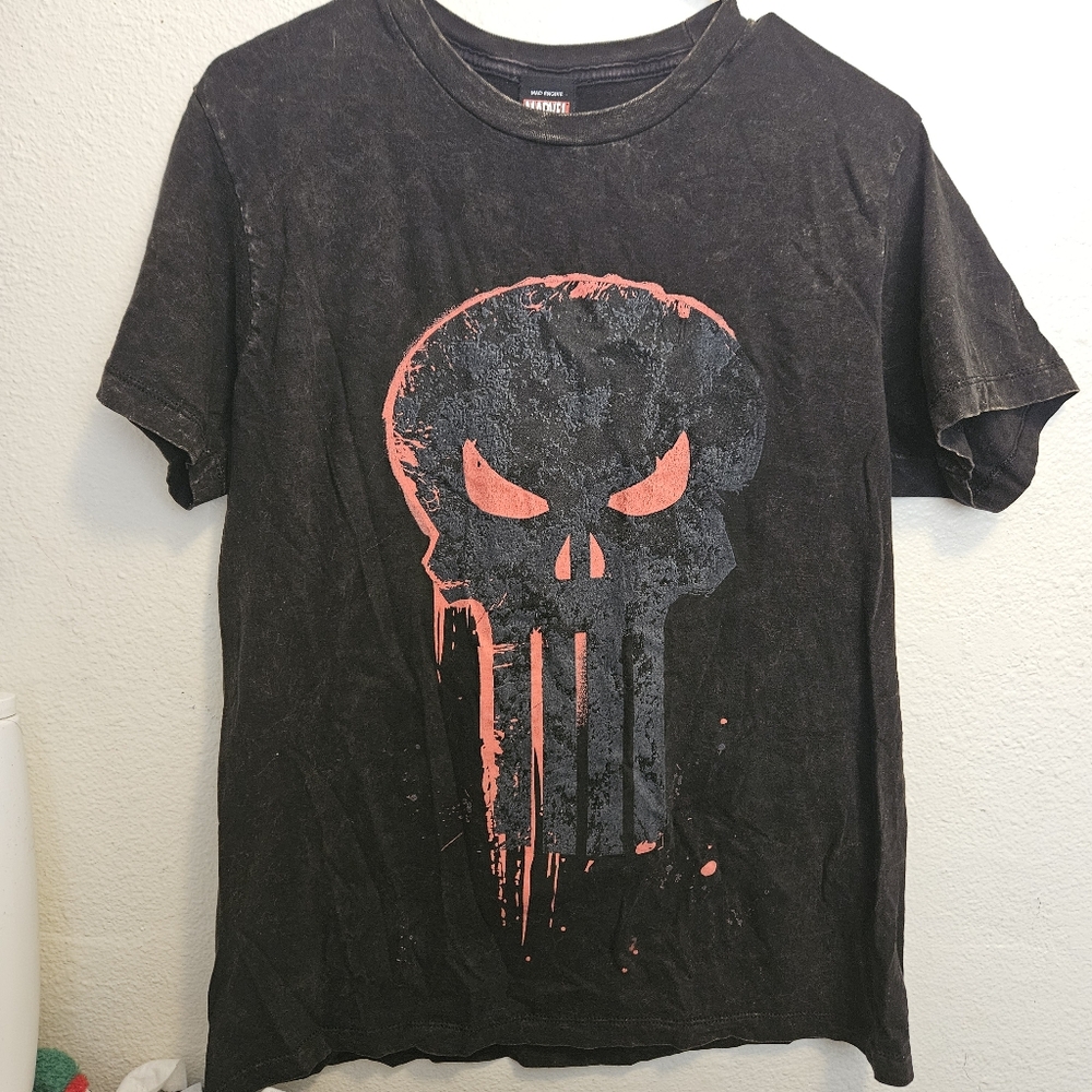 Marvel Punisher Shirt Very Dark Brown-Black